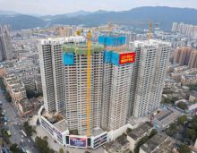 2023年11月21日，湖南建投北湖名著全面封顶，冲刺提前交付！湖南建投北湖名著地处郴州市中心友阿国际广场对面，北湖公园旁，雄踞北湖商圈C位，周边涵盖购物中心、休闲娱乐、豪华酒店、重点学府