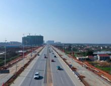 岳阳县大唐世家房子怎么样？周边都有哪些生活配套，下面就来跟着小编脚步继续往下看；岳阳县大唐世家地处荣湾湖北岸，项目自建约20000㎡风情商业街，