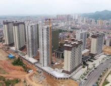 五一临湘临湘中心热销超30套，2023年5月10日，江旅星耀临湘中心10#栋热销产品价将上调至5800元/㎡，比首次开盘时的4680元/㎡上涨了约1120元/㎡；