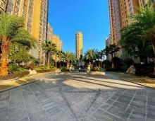 岳阳天邦钻石府为何受市场追捧？刚需性价比高楼盘优势如下：小区内自建约1100㎡风情商业街，生活配套触手可及；目前仅剩一席城央住宅，全系105㎡-122㎡三房产品刚需优选，