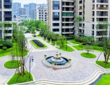 现为您奉上衡阳梧桐庄园7月份项目现场施工进度情况，截止到2023年7月11日，衡阳梧桐庄园53栋公区装修完成60%，电梯安装完成；衡阳梧桐庄园68栋公区装修完成50%，电梯安装完成；衡阳梧桐庄园61栋外墙抹灰完成，内墙抹灰进场施工