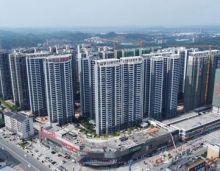 2023年，耒阳合兴中心城项目十多栋楼全线施工！目前楼盘房源仅余两栋，买房的要抓紧了。在历经无数个日夜的精雕细琢，中心城又一次完成重大成就，项目二期整盘提前全线封顶。