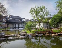 为满足客户的需求，耒阳珠江桃李江南新品即将推出，现在新品样板间已经开放。项目压轴珍藏213㎡中式合院现在三人团享178万/套含双车位。该项目择址耒阳市北部新城、神农路与蔡侯路交汇处