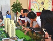 2017年9月19日，衡阳县东方一品城售楼大厅盛大开放，豪礼好房唾手可得！项目首期推2栋、7号楼与6号楼，项目主推户型面积区间90-200㎡，首期推产品交1000抵10000，项目地址：衡阳县西渡镇海英大道与蒸阳大道。