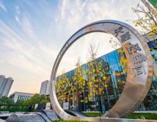 倾城久候，只为这一刻的到来！2023年3月18日，衡阳天嘉成林间楼盘3号栋景观楼栋载誉加推！以硬核实力再次凝聚全城目光！衡阳天嘉成林间本次加推的3号栋仅60席，堪为天嘉重量级力作，衡阳天嘉成林间建面约143㎡四房三卫南北双阳台户型