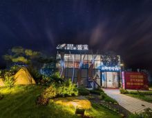 衡阳碧桂园盛棠楼盘140/260㎡滨水花园样板房丨1月29日盛大开放！衡阳碧桂园盛棠项目位于蒸湘区长湖片区蒸水南路与长丰大道交汇处，项目总规划占地约118亩，实际建筑面积约23万㎡，共建设13栋楼，规划1190户，