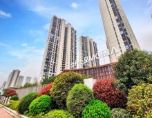 衡阳当代上品MOM&Lambda;一期已完成美好交付，二期即将交付，准现房今年买今年住，构成业主理想生活的欢聚场，容得下每个人赋予自己的生活意义。让业主们买房有保障，置业更安心。衡阳当代上品位于蒸湘区华新大道与蒸水南路交汇处，