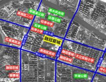 项目衡阳融冠爱城楼盘位于整个长湖新区中心位置，其次周边现有配套也将让其他项目无出其右：大立实验小学、高品质蒸水风光带、平湖公园；另外项目占地约60亩，总建筑面积20万方，项目总居住户数1304户。