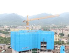 8月16日，资兴秀水怡城楼盘3栋、13栋凝聚着每一位工程人匠心筑家的汗水和心血。井然有序的工作秩序、严谨细致的工作作风，是诺达地产对每一位置业者的郑重承诺，资兴秀水怡城楼盘3栋、13栋于2023年8月16日隆重封顶！