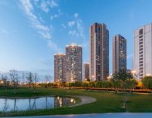 2020年5月30日，桂阳锦鹏星湖湾盛大开盘！自从桂阳星湖湾一入市即近乎售罄，而星湖湾不仅仅局限于热销，更是品质的冠军。星湖湾南面环绕文化园临湖一线盛景，