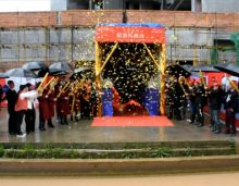 2023年4月15日，永兴江山府二期翰林样板间倾城盛启。项目周边有县二中、水南小学，宝塔山公园、龙山湖景区、沿江风光带等鼎级资源，