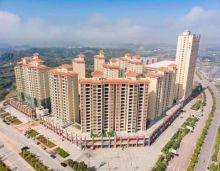 郴州翰林学府这房子怎么样？该楼盘是否值得买，附近又有哪些生活配套，郴州智通江天项目位于苏仙区五里牌镇中心，东南展望未来金融商业圈，西北与滨水公园相映成辉