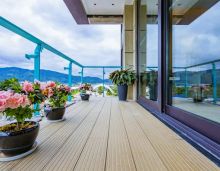 当你踏入衡山盛豪岳秀府，首先被其震撼到的，必定是那极致的私密与尊贵体验。这里的纯住宅组团采用了一种独具匠心的设计 &mdash;&mdash; 两梯两户，实际上就相当于一梯一户的纯板楼设计呀！