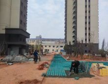 在临武安家的朋友看过来!睿锋兰亭二期正以稳健的步伐朝着完美交付迈进,同时还带来了极具吸引力的购房优惠!3#栋建设已接近尾声，楼栋主体、地下室主体早已完工，入户门、窗、玻璃、护栏、管道、水电安装全部完成，