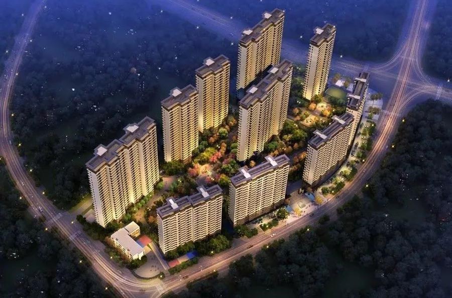 衡山万象开云府怎么样?项目总占地68余亩，实际建筑面积约16万方，由6栋26层和4栋18层的板式电梯房组成，总户数约1000户。小区内部打造了30亩景观私家花园。