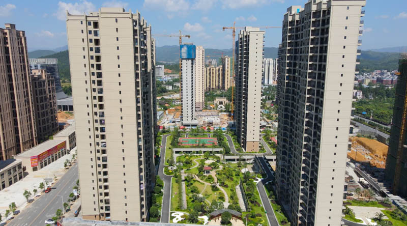 汝城东方明珠海上会怎么样？项目规划住宅1193户，停车位1200个，小区由5栋高层住宅、1栋高层公寓和6栋沿街商业组成；楼盘坐落在汝城县九龙大道与三江大道交汇处。