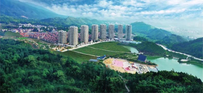 汝城绿源长安生态城值得买吗？项目用地13000亩，其中建设用地约3000亩；楼盘规划住宅8000户，地上59 个；地下747个；楼盘坐落汝城县平地组北至津江路。