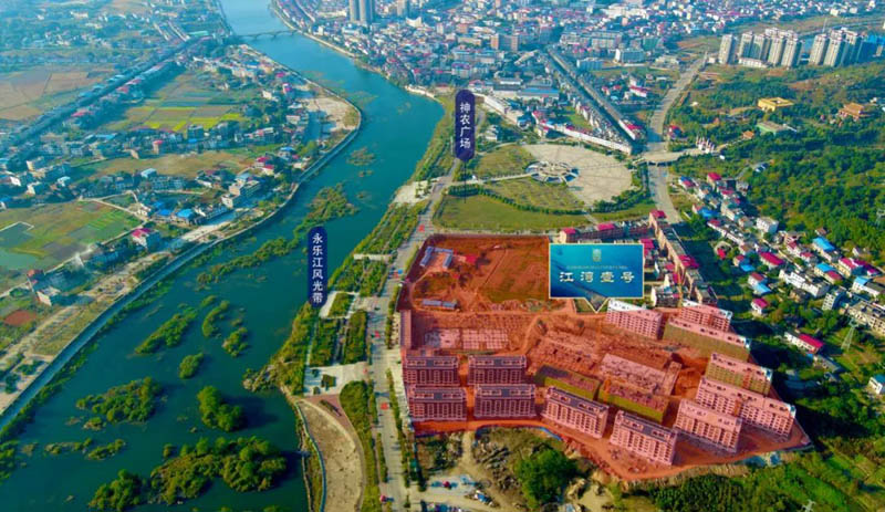 安仁江湾壹号房子怎么样？项目总占地52000平米，小区规划住宅540户，停车位500个；周边配有安仁一中、宜溪中学、玉潭学校、安仁中医院。楼盘坐落安仁县安仁县滨江北路沙滩公园对面。