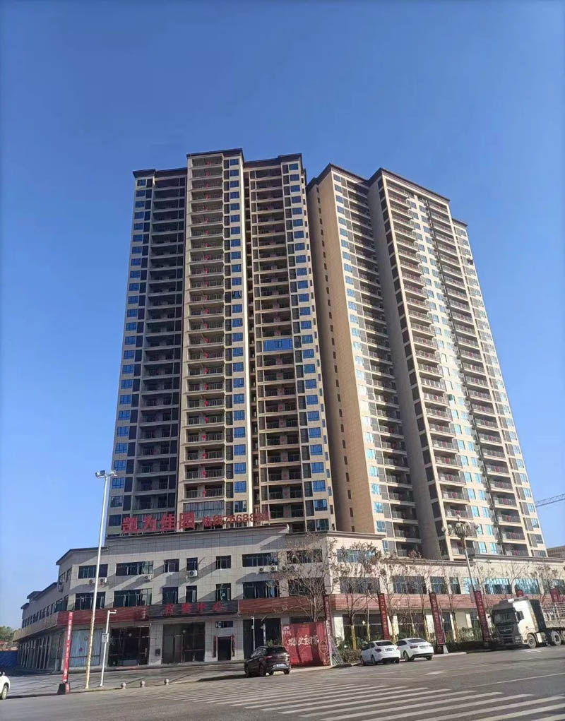 安仁凯为佳园房子怎么样？项目总占地40169平米，实际建面约215131平米，绿化率38%，小区规划住宅1168户，停车位1040个；楼盘坐落在安仁县八一东路（新消防大队对面）。