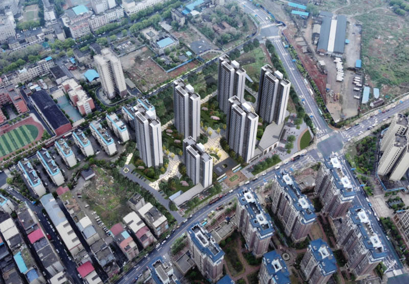 郴州众联北城天悦房子值得买吗？项目总占地面积约221亩，总建筑面积约42万方，小区规划住宅4000多户，周边配有人民医院西院、第三人民医院北院、郴州四中；