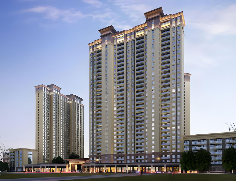 衡山县金盛华城位于衡山县城龙泉路与人民西路交汇处，由湖南金盛嘉置业开发有限公司开发建设。项目总占地200余亩，总建筑面积达36万㎡，由别墅、多层、小高层多个住宅组团组成。